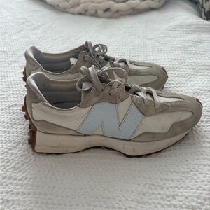 New balance 327 woman’s sneakers